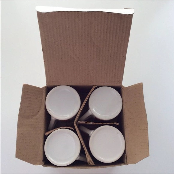 Vintage NEW Espresso Christmas Reindeer Coffee Cups SET OF 4 Whimsical Holiday - Picture 8 of 8